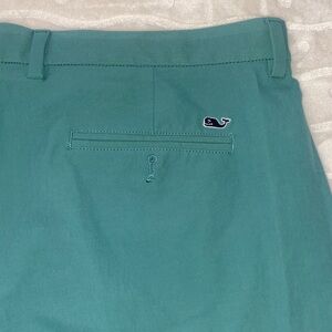 Vineyard Vines  men’s Teal  Shorts with Coral Whale Logo.